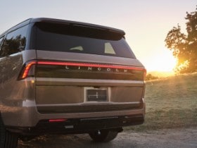 2025 Lincoln Navigator Black Label Exterior Sunrise Copper
